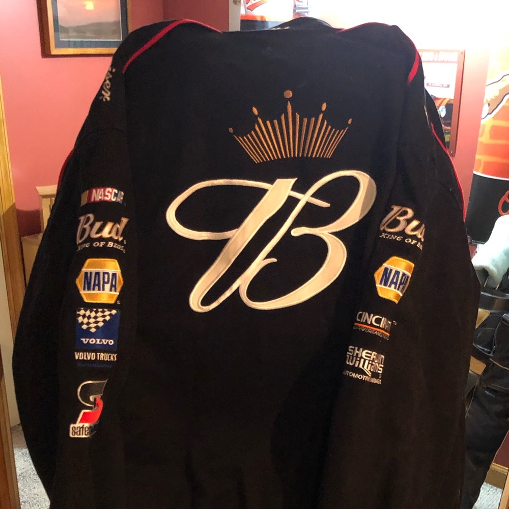 Dale Earnhardt Jr XL racing jacket by Chase